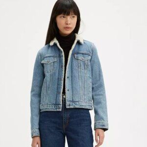 Levi's Original Women's Mid-wash Blue Sherpa Trucker Jacket (Size S)